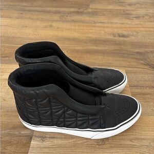 Vans Old Skool Laceless Karl Lagerfeld Ankle-High Leather Sneakers